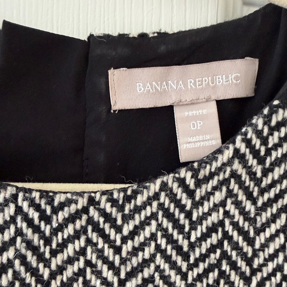 Banana republic, cream and black patterned dress, 0P - Picture 3 of 3